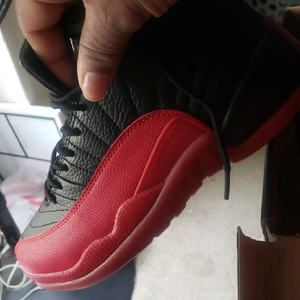 Jordan Retro 12 / 2019 Year - Picture 2 of 9